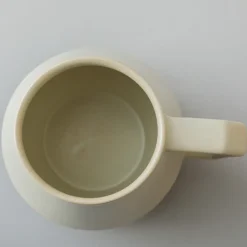 39Arita Mok, crème