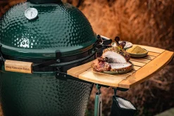 Big Green Egg Medium Houtskoolbarbecue met IntEGGrated Nest, Handler, Acacia EGG Mates en Hoes