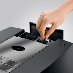 JURA J10 Piano Black