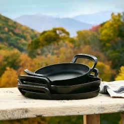 Le Creuset BBQ Outdoor Skillet, 25cm