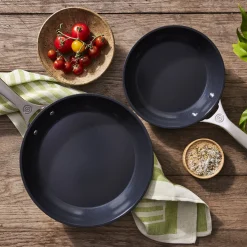 Le Creuset Essential Non-Stick Ceramic Koekenpan, 24cm