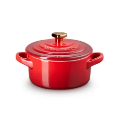 Le Creuset Mini Cocotte met hartvormige dekselknop, 10cm kersenrood