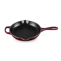 Le Creuset Signature Skillet, 23cm garnet