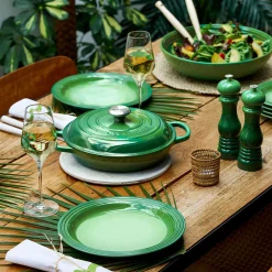 Le Creuset Stoneware Pastabord, 22cm bamboo green