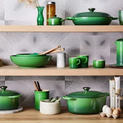 Le Creuset Stoneware Pastabord, 22cm bamboo green