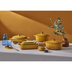 Le Creuset Stoneware Saladeschaal, 24cm nectar