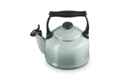 Le Creuset Tradition Fluitketel, 2,1L sea salt