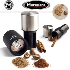 Microplane Spice Mill Nootmuskaatmolen, zwart
