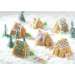 Nordic Ware Cozy Village Cakelet Bakvorm, 6-vaks zilver