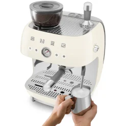 SMEG Espresso Koffiemachine EGF03CREU, crème