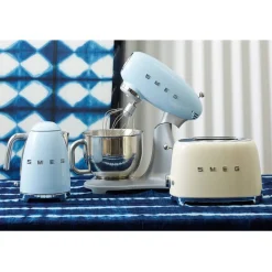 Smeg Waterkoker KLF03PBEU, pastelblauw