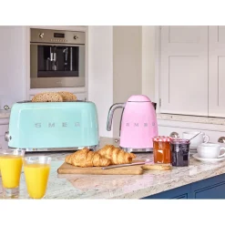 Smeg Waterkoker KLF03PKEU, roze