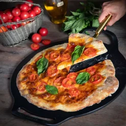 Victoria Pizzaplaat met Grepen, 38cm