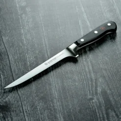 Wüsthof Classic Uitbeenmes, 16cm - 1040101416